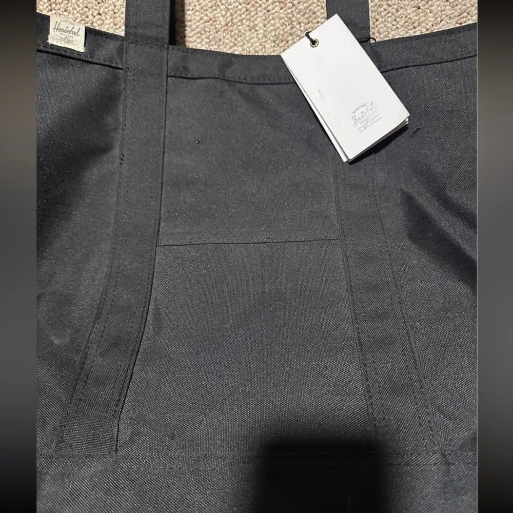 NWT Herschel Bamfield Canvas Black Tote Bag Large - Picture 4 of 6
